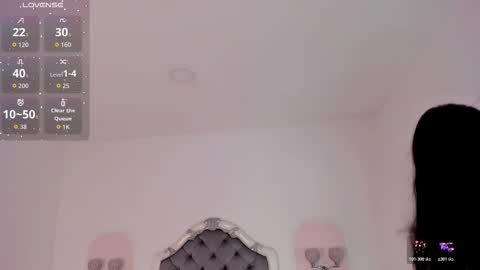 Valentina  online show from March 3, 2026, 12:00 pm