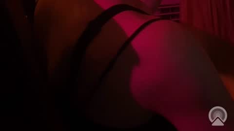 Snapshot of valentinasmilets chatting on August 8, 2026, 7:38 pm valentinasmilets online show from August 8, 2026, 7:38 pm