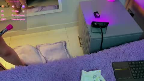 Snapshot of valentine_mia_ chatting on February 9, 2026, 8:35 pm Mia online show from February 9, 2026, 8:35 pm