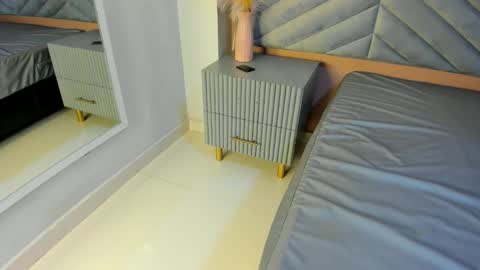 Snapshot of valentine_mia_ chatting on February 14, 2026, 7:10 pm Mia online show from February 14, 2026, 7:10 pm