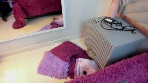 Snapshot of valentine_mia_ chatting on February 28, 2026, 7:04 pm Mia online show from February 28, 2026, 7:04 pm