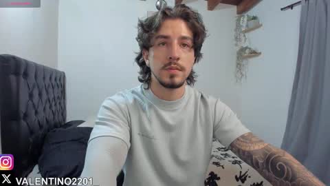 valentino online show from October 13, 2025, 11:49 pm