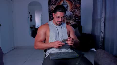    online show from October 17, 2025, 8:11 pm