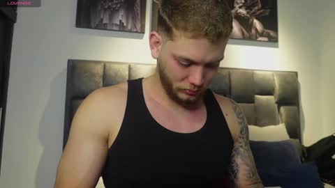 Snapshot of valentino_ferrari28 chatting on March 4, 2025, 2:10 pm Valentino Ferrari online show from March 4, 2025, 2:10 pm