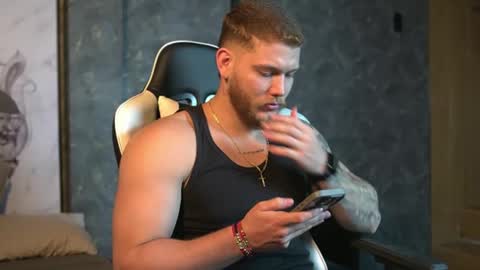 Snapshot of valentino_ferrari28 chatting on September 24, 2025, 1:42 am Valentino Ferrari online show from September 24, 2025, 1:42 am