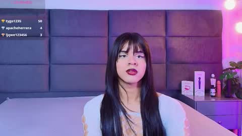 valentino moon online show from January 19, 2026, 2:59 am