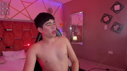 Snapshot of valentinosalvatore chatting on April 6, 2026, 4:46 am Valentino online show from April 6, 2026, 4:46 am