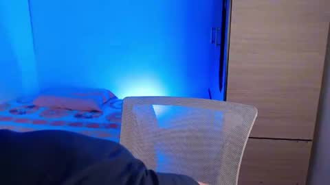 VALENTINO online show from April 13, 2026, 12:27 am