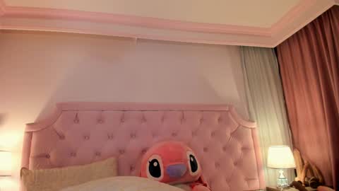 Vale Toro  online show from December 18, 2024, 11:13 am