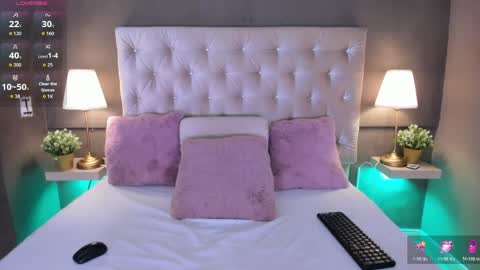 Snapshot of valenvega_ chatting on May 10, 2026, 1:22 am VALEN VEGA online show from May 10, 2026, 1:22 am