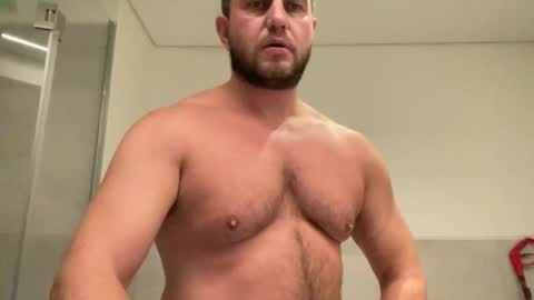 Snapshot of valeraden chatting on December 19, 2024, 9:17 pm Couple online show from December 19, 2024, 9:17 pm