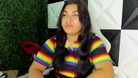 valeri_harpers4 online show from November 16, 2025, 1:44 am