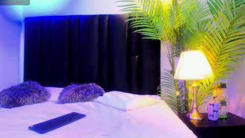 valeri_tafur online show from September 30, 2025, 11:15 am