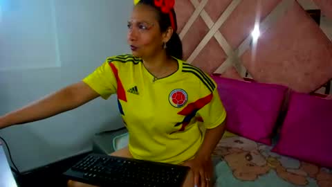 Snapshot of valeria_gil_ chatting on June 23, 2026, 4:16 pm valeria_gil_ online show from June 23, 2026, 4:16 pm