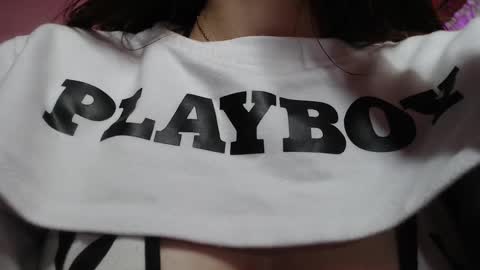 Snapshot of valeria_mendozza chatting on February 11, 2025, 8:05 am online show from February 11, 2025, 8:05 am