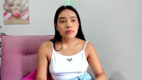 valeria_miller69 online show from October 24, 2025, 1:40 pm
