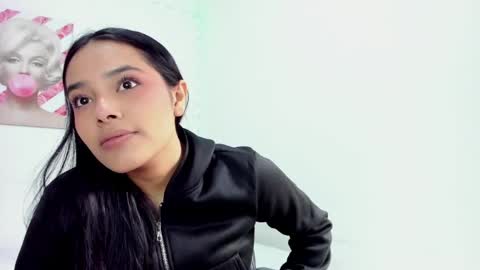 valeria_miller69 online show from April 11, 2026, 2:43 pm