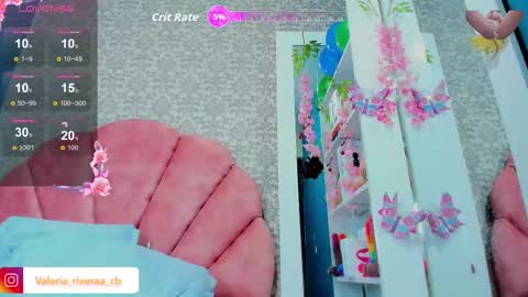Costume lover online show from September 19, 2025, 3:24 pm
