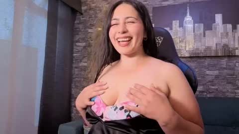 valeria_vg online show from April 27, 2026, 11:41 am