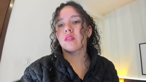 Valeria online show from March 2, 2025, 1:16 pm