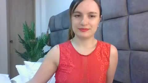 valeriafrannco online show from February 4, 2025, 6:46 am