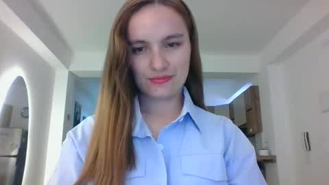 valeriafrannco online show from November 23, 2025, 9:14 pm