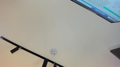 Snapshot of valeriah_ chatting on January 19, 2026, 12:20 pm Valeria online show from January 19, 2026, 12:20 pm