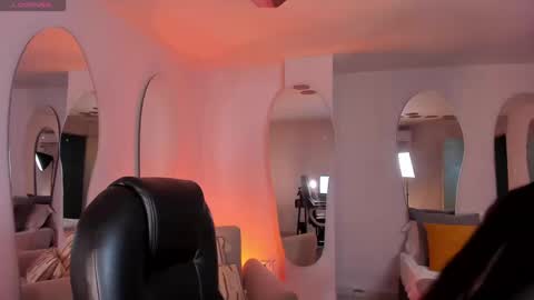 Valeria online show from September 20, 2025, 3:40 am