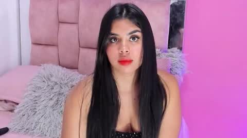 Valeria  online show from September 10, 2025, 7:36 pm