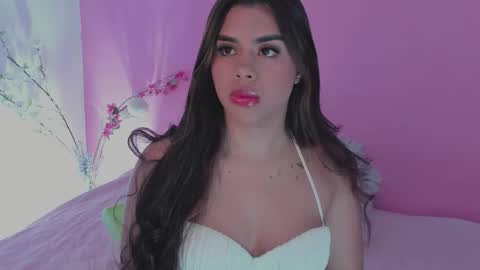 Snapshot of valeriaruiz_1 chatting on October 9, 2025, 4:05 pm Valeria online show from October 9, 2025, 4:05 pm