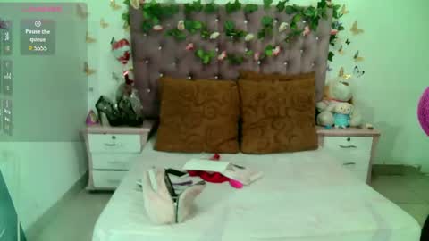 La valerie26 online show from February 26, 2025, 11:04 pm