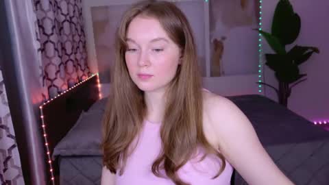ValeriCherry online show from June 14, 2026, 5:42 am