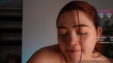 valerie07 online show from December 16, 2024, 7:15 am