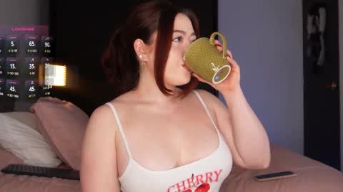 valerie07 online show from September 26, 2025, 2:59 am