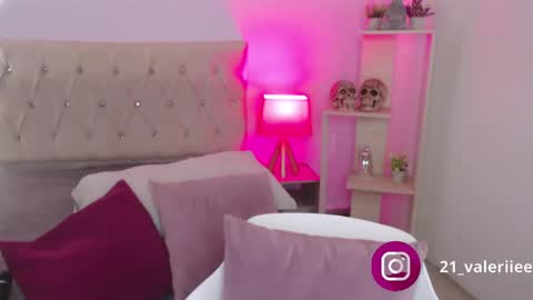 Valeriee online show from February 6, 2025, 9:22 am