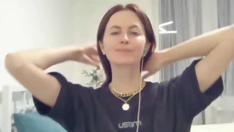 valerie_rose777 online show from January 11, 2025, 6:44 pm
