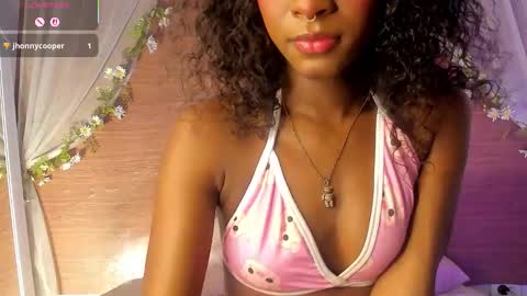 Snapshot of valerie_zans chatting on September 18, 2025, 4:58 am valerie_zans online show from September 18, 2025, 4:58 am