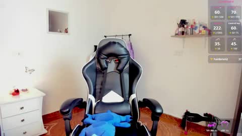 Snapshot of valeriebl chatting on September 28, 2025, 12:32 pm Valerie Blake online show from September 28, 2025, 12:32 pm