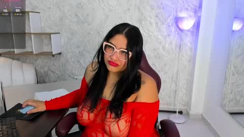 Snapshot of valeriia_moon chatting on June 2, 2026, 3:52 am Valeria GomezGMT-5 2200-0600 online show from June 2, 2026, 3:52 am
