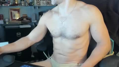 Snapshot of valeriusvitus99 chatting on December 23, 2024, 9:51 pm athletic ass muscles underwear smooth cock online show from December 23, 2024, 9:51 pm