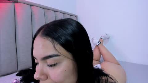 Snapshot of valery__nova chatting on April 23, 2026, 3:36 pm Cris online show from April 23, 2026, 3:36 pm