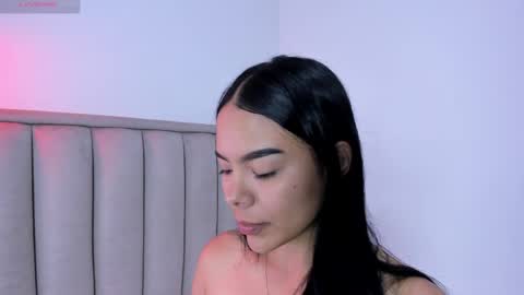 Snapshot of valery__nova chatting on May 25, 2026, 3:40 pm Cris online show from May 25, 2026, 3:40 pm