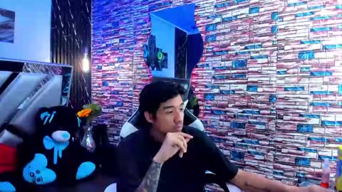 Snapshot of valery_and_dani chatting on December 8, 2024, 3:56 pm valery_and_dani online show from December 8, 2024, 3:56 pm