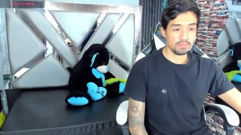 Snapshot of valery_and_dani chatting on December 19, 2024, 11:57 pm valery_and_dani online show from December 19, 2024, 11:57 pm