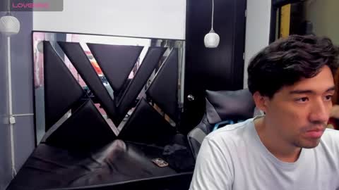 Snapshot of valery_and_dani chatting on January 11, 2025, 8:32 pm valery_and_dani online show from January 11, 2025, 8:32 pm