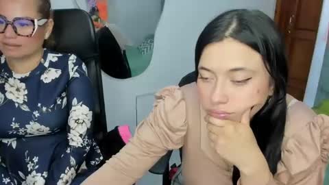 valery_bonnet1 online show from October 14, 2025, 1:45 pm