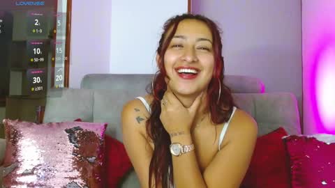 valery_say_v online show from October 10, 2025, 4:44 am