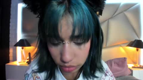 valery_smith15 online show from February 6, 2025, 3:27 am