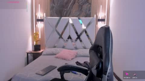 Snapshot of valery_wang chatting on April 16, 2026, 11:55 am Val online show from April 16, 2026, 11:55 am