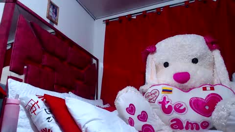 B V Naughty online show from February 19, 2025, 8:10 pm